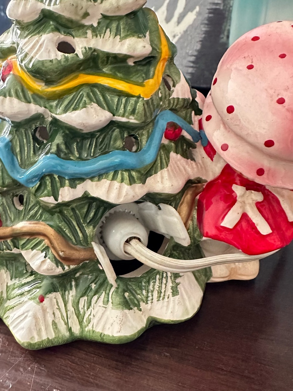Vintage Strawberry Shortcake A Berry Merry Christmas Ceramic Tree - Picture 4 of 11